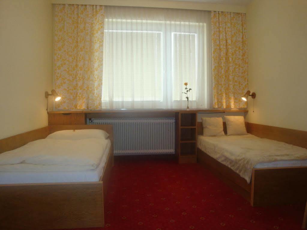 Aurelius Pension Baden Kültér fotó