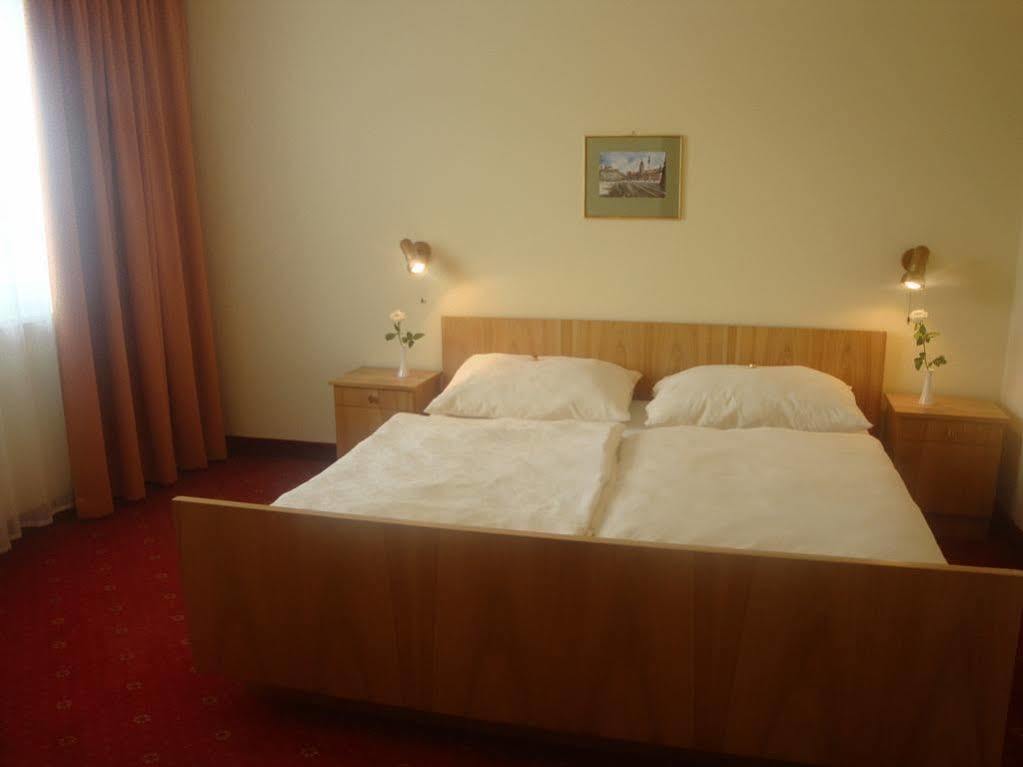 Aurelius Pension Baden Kültér fotó